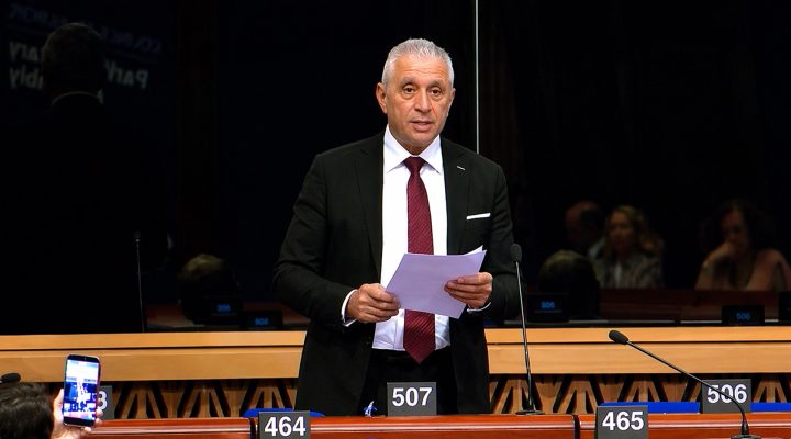 Hasan Taçoy, AKPA’da Kıbrıslı Türklere uygulanan izolasyonu gündeme taşıdı