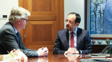 Hristodulidis Lacroix ile görüştü