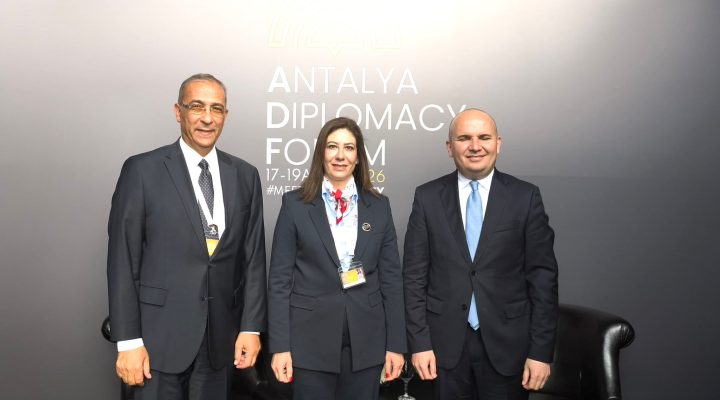 İncirli, AP Hukuk İşleri Komisyonu Başkanı İlhan Küçük ile bir araya geldi