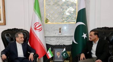 İran Dışişleri Bakanı Erakçi, Pakistan Genelkurmay Başkanı Munir ile İslamabad’da görüştü