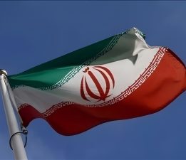 İran, hava sahasının bir bölümünü uçuşlara açtığını duyurdu