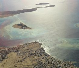 İran Hürmüz Boğazı’nı yeniden kapattı