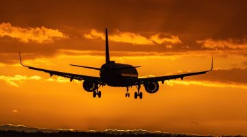 İran’dan bazı ülkelere uçak seferleri yeniden başladı