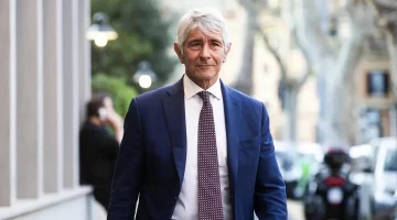 İtalyan bakan Abodi, İran yerine ülkesinin Dünya Kupası’na alınması önerisini “uygunsuz” buluyor