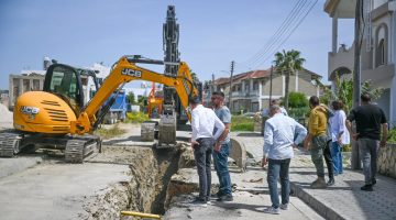 Kerpiçevler Sokak bölgesinde kanalizasyon altyapı çalışmaları sürüyor