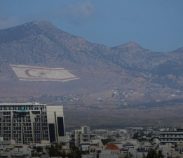 Macaristan uyruklu bir kişi KKTC’deki eski Rum taşınmazlarını suiistimal iddiasıyla tutuklandı