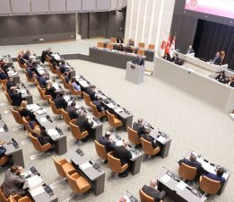 Meclis bugün yasama göreviyle toplanacak, hayat pahalılığı tasarısı gündemde