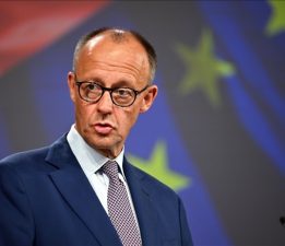 Merz, İran’ın ABD ile müzakerelere yeniden başlamasını talep etti