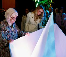 Nilden Bektaş Erhürman “Filistin için Tek Yürek: Eğitimde Yıkıma Karşı Geleceği Korumak” etkinliğine katıldı