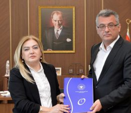 Ombudsman Varol, ikinci altı aylık raporu Erhürman’a sundu