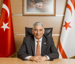 Özçınar, 23 Nisan Ulusal Egemenlik ve Çocuk Bayramı dolayısıyla mesaj yayımladı