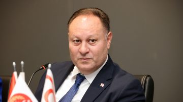 Öztürkler: “Fransa sömürgeci geçmişiyle Kıbrıs Türk halkını yok sayamaz”