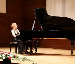 Piyanist Taner, Avrupa ve Orta Asya’da konserler verecek