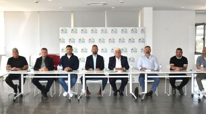 Kamuda örgütlü sendikalar gelinen noktayı değerlendirmek için toplantı yapıyor