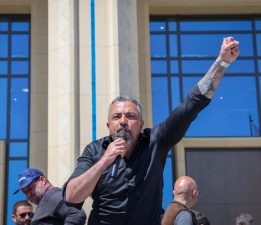 Serdaroğlu: “1 Mayıs, süreklilik gerektiren bir mücadelenin simgesidir”