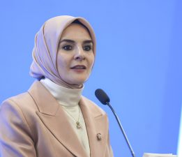 TC Bakanı Göktaş: “Çocuklarımızın dijital ortamlarda güvenliğini sağlamak yalnızca ulusal değil, küresel bir sorumluluktur”