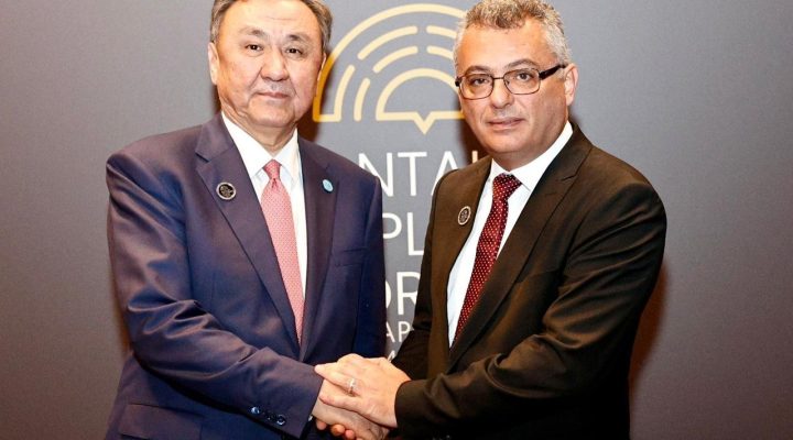 Erhürman, Türk Devletleri Teşkilatı Genel Sekreteri Ömüraliyev ile görüştü