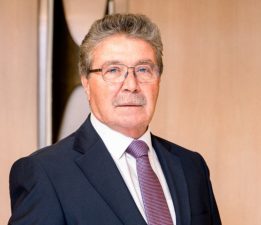 Üstel’den Hristodulidis’e: “Askeri anlaşmalarla adayı tehlikeye atmaktan vazgeçin”