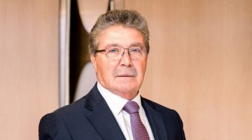 Üstel’den Hristodulidis’e: “Askeri anlaşmalarla adayı tehlikeye atmaktan vazgeçin”