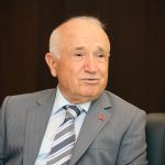 Öztürkler: “Rumlar milli gelirini refah yerine silaha harcıyor”