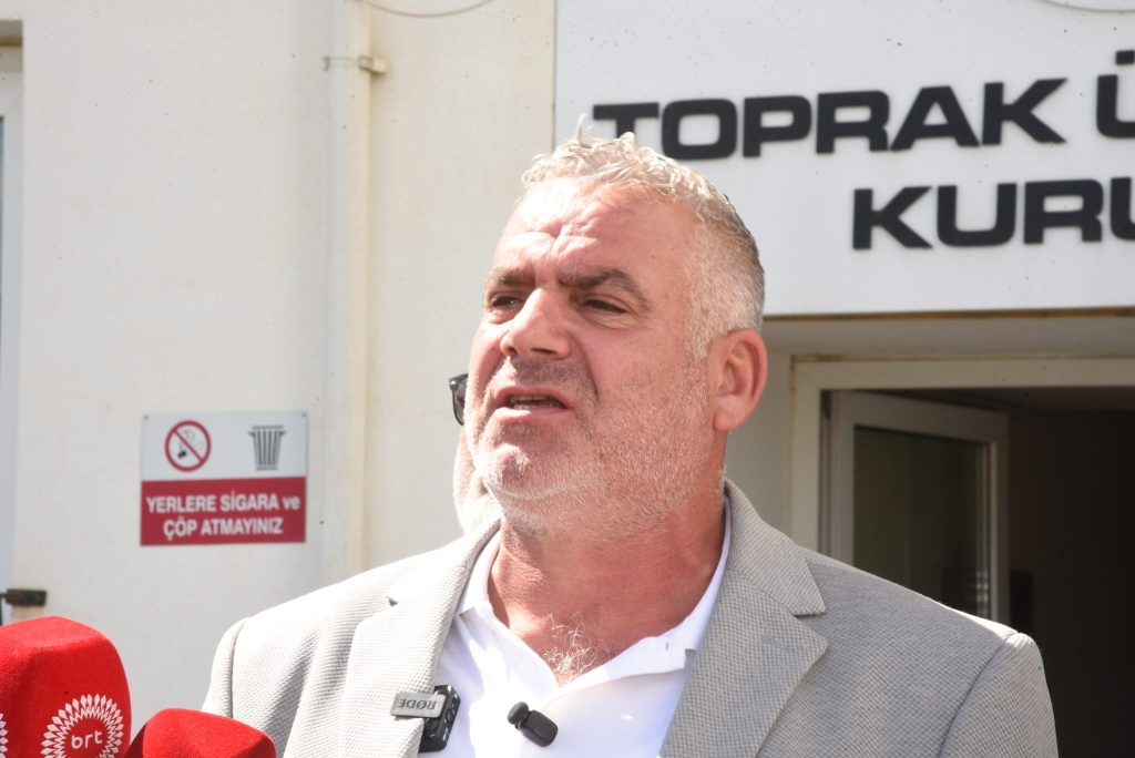 Hayvan Üreticileri ve Yetiştiricileri Birliği "hükümeti ve TÜK'ü üreticiyi mağdur etmekle" suçladı