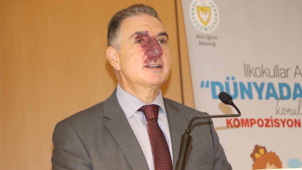 “Dünyada barış” konulu kompozisyon yarışmasının ödül töreni yapıldı