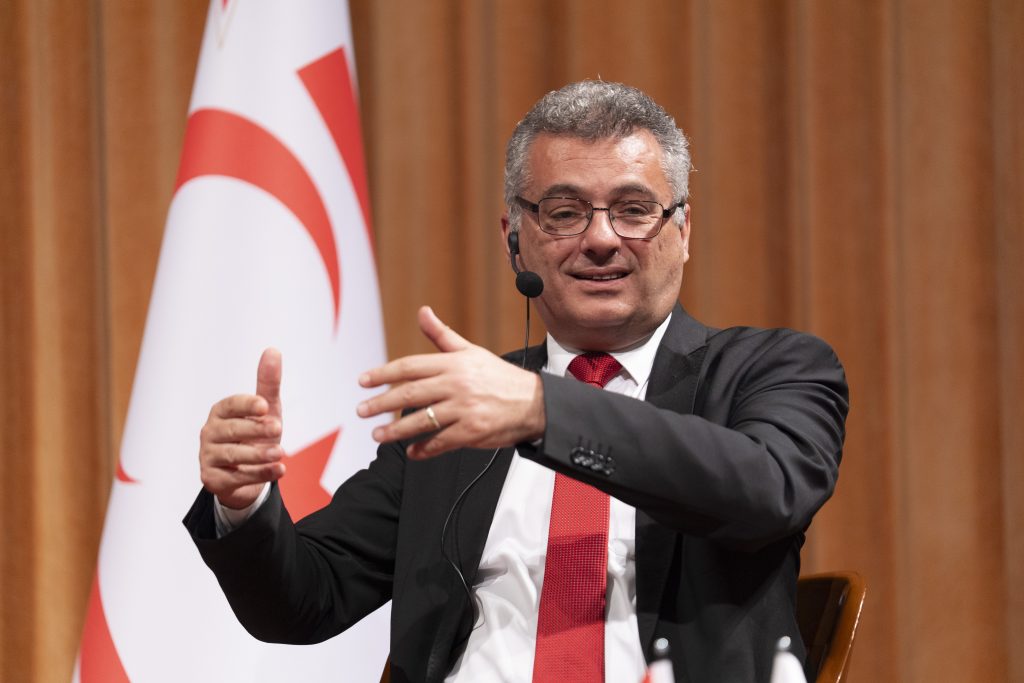 Erhürman: “(GKRY) Kıbrıs Türk halkının eşitlik, güvenlik ve egemenlik haklarını tanıyan bir anlaşmaya varsa biz çözüme varız”