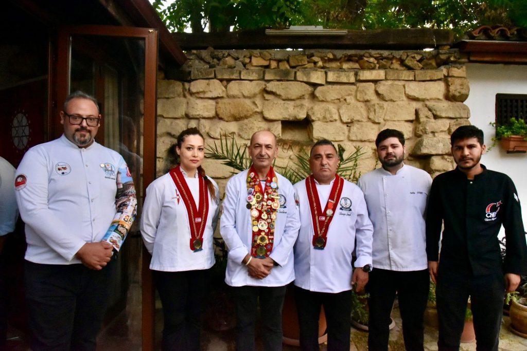 Lefkoşa’da yabancı öğrencilere yönelik “Türk Mutfağı Yemek Atölyesi” düzenlendi
