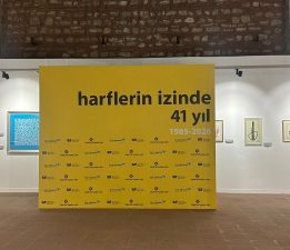 Harflerin izinde 41 yıl: Hattat Ali Toy sergisi, Tophane-i Amire’de sanatseverlerle buluştu