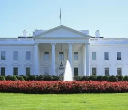 ABD’de, Beyaz Saray’daki balo salonu inşaatı tartışması büyüyor