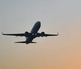 Avrupa’daki jet yakıtı sıkıntısı uçaklarda kullanılan yakıt türünü değiştiriyor