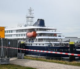 Avustralya, hantavirüs görülen gemideki 6 yolcunun karantina süresini uzattı