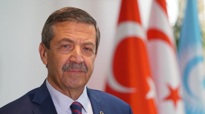 Bakan Ertuğruloğlu TRT’nin 62. kuruluş yıl dönümünü kutladı
