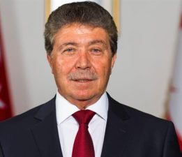 Başbakan Üstel: “Bayramlar, sevginin, hoşgörünün ve birlik ruhunun büyüdüğü en anlamlı zamanlardır”