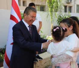 Başbakan Üstel, UBP Genel Merkezi’nde partililerle bayramlaştı