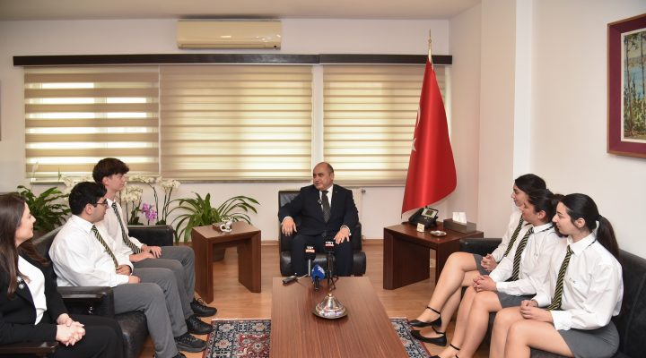 Başçeri, Türk Maarif Koleji öğrencilerini kabul etti