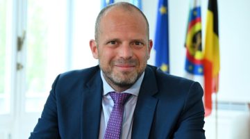 Belçika Savunma Bakanı Francken: Dünyanın Atatürk gibi insanlara daha çok ihtiyacı var