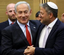 Ben-Gvir’den Netanyahu’ya çağrı: “Trump’ın masasına vurup Lübnan’da savaşa geri döneceğimizi söyle”