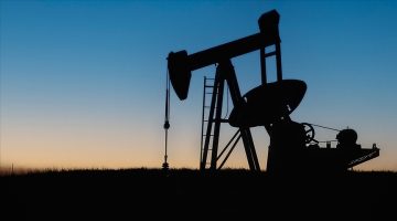 Brent petrolün varili 101,55 dolardan işlem görüyor