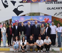 Çavuşoğlu: “Çocuk Şenliği, geleceğin öğretmenleri için deneyim sunuyor”