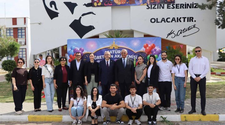 Çavuşoğlu: “Çocuk Şenliği, geleceğin öğretmenleri için deneyim sunuyor”