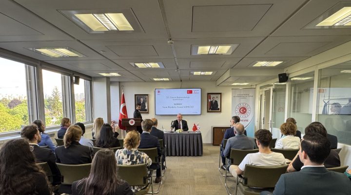 Cenevre’de “Kıbrıs” konulu konferans düzenlendi