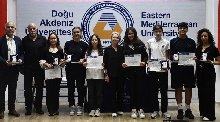 DAÜ 4. Ali Karasel Ortaokullar Arası Matematik Yarışması’nda ödüller verildi