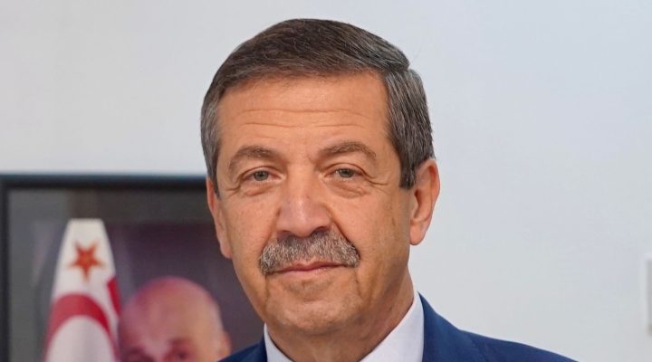 Dışişleri Bakanı Ertuğruloğlu, Azerbaycan’ın Bağımsızlık Günü’nü kutladı