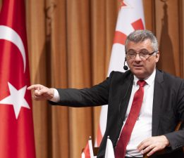Erhürman: “(GKRY) Kıbrıs Türk halkının eşitlik, güvenlik ve egemenlik haklarını tanıyan bir anlaşmaya varsa biz çözüme varız”