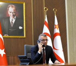 Erhürman’dan DİSİ ve AKEL liderlerine tebrik telefonu