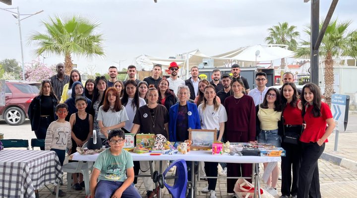 Hemşirelik ve diyetisyenlik öğrencileri yararına kermes