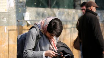 İran’a aylar sonra uluslararası internet erişimi