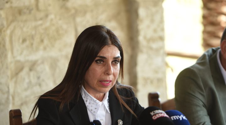 İzlem Gürçağ Altuğra, UBP’den istifa ettiğini açıkladı