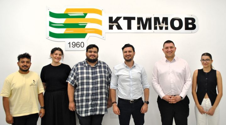 KTMMOB Genel Başkanı Çelik, Gençlik Federasyonu heyetiyle görüştü